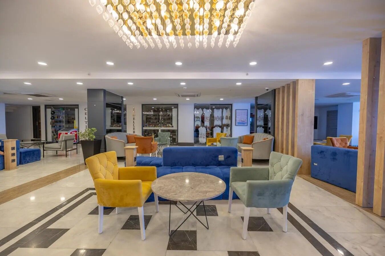 Signature Bleu Resort Hotel